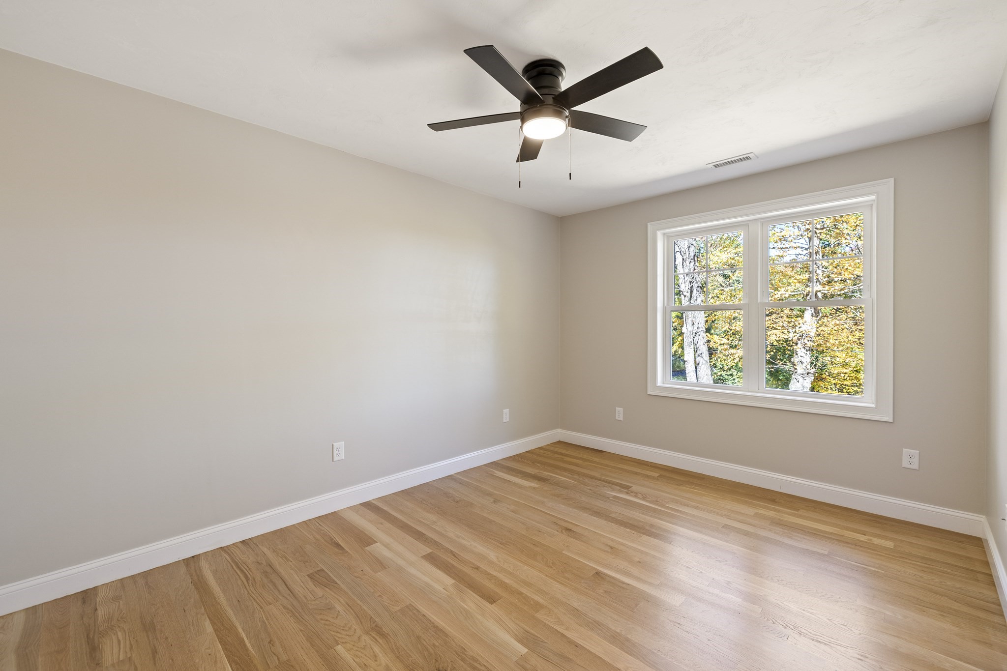 335 Reed Street Property Photo 17
