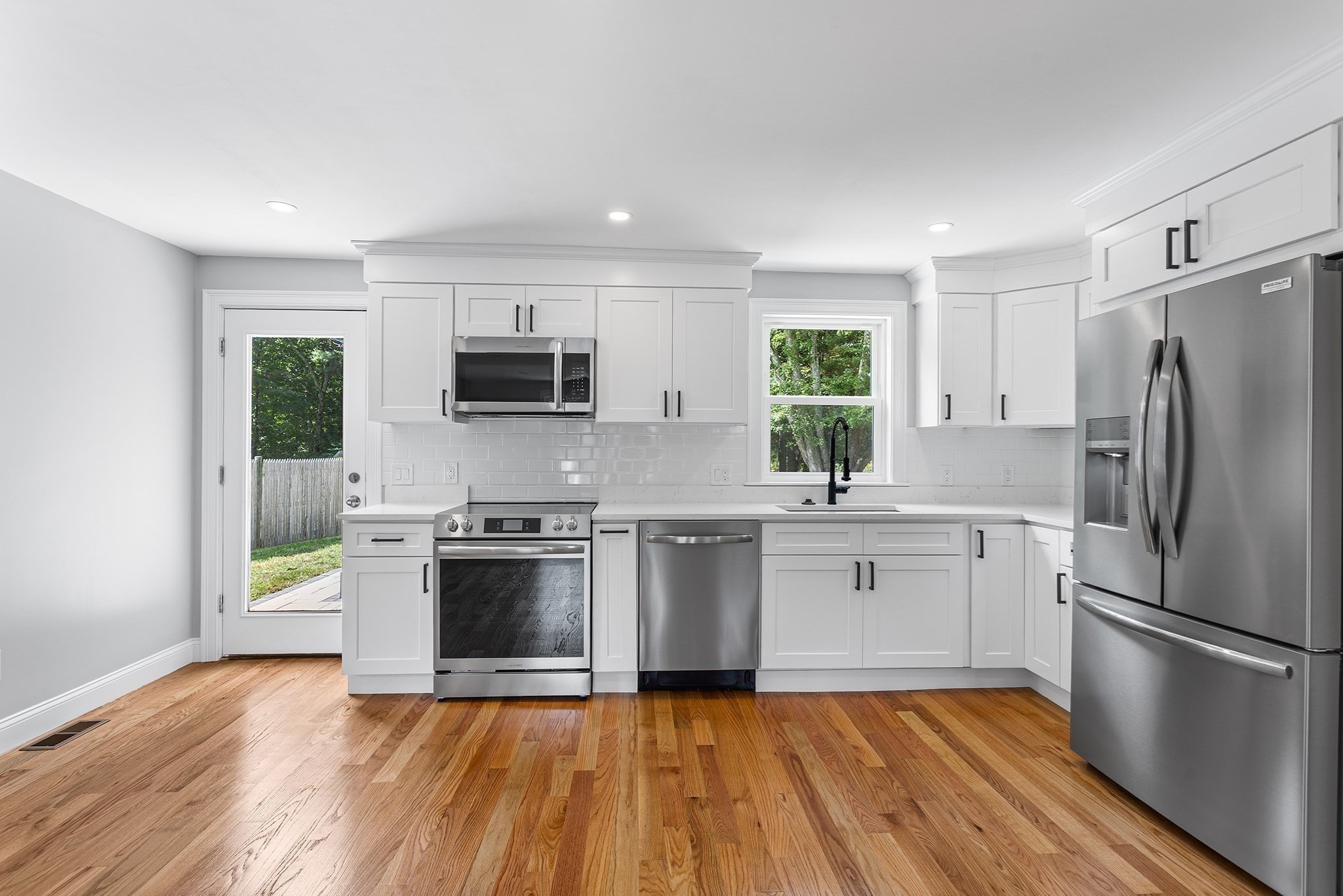 101 High St Property Photo 10