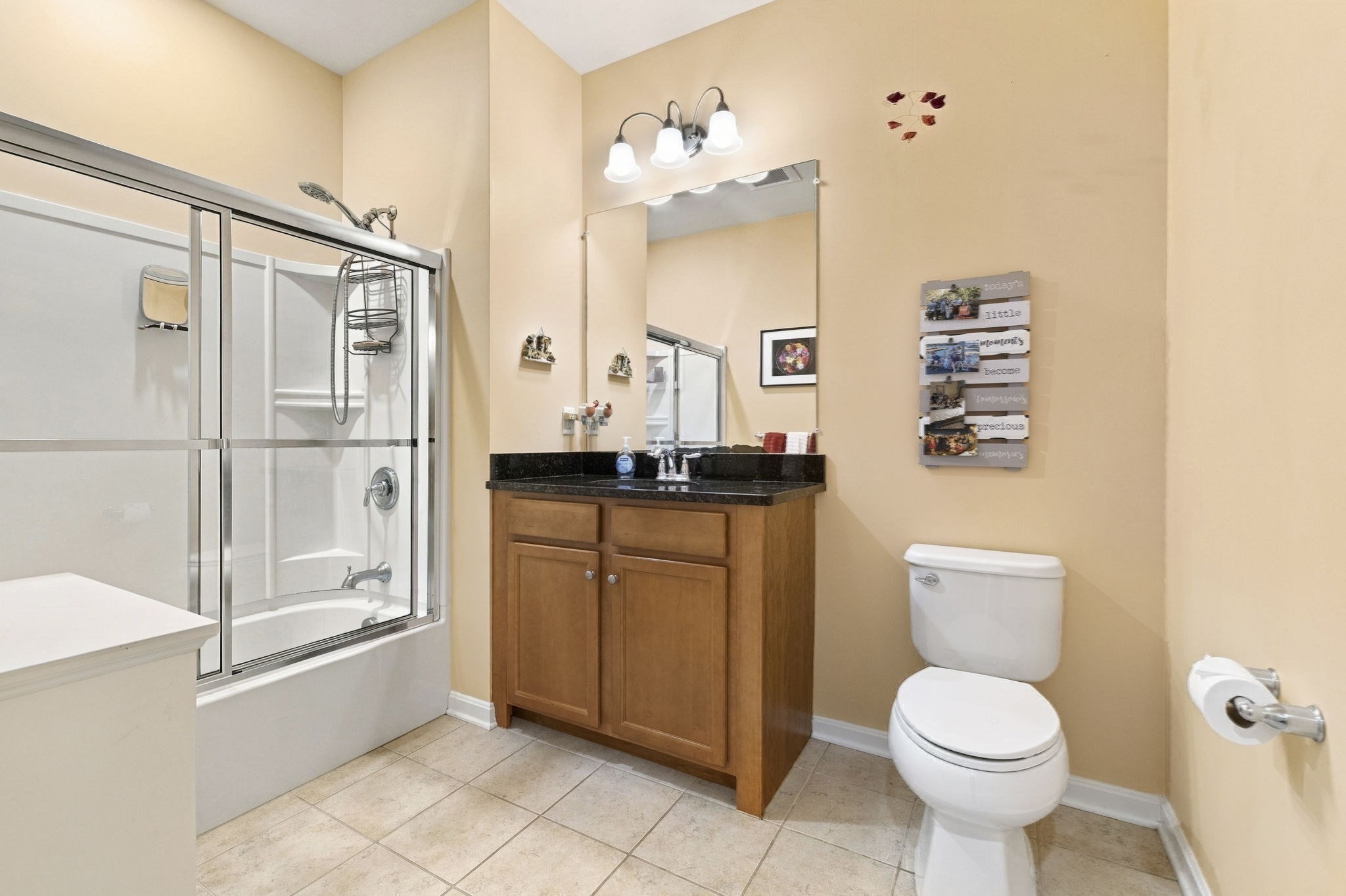 36 Augustus Ct # 1002 Property Photo 16