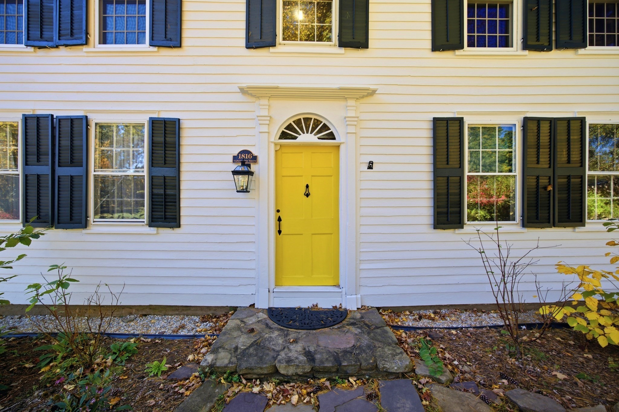 16 Parish Hill Rd Property Photo 3