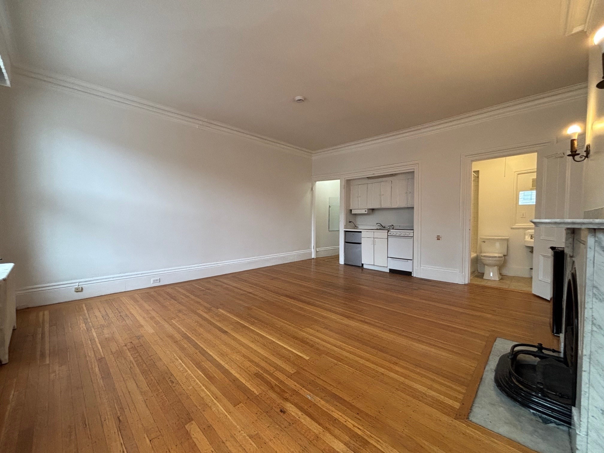98 Charles St. # 8 Property Photo 3