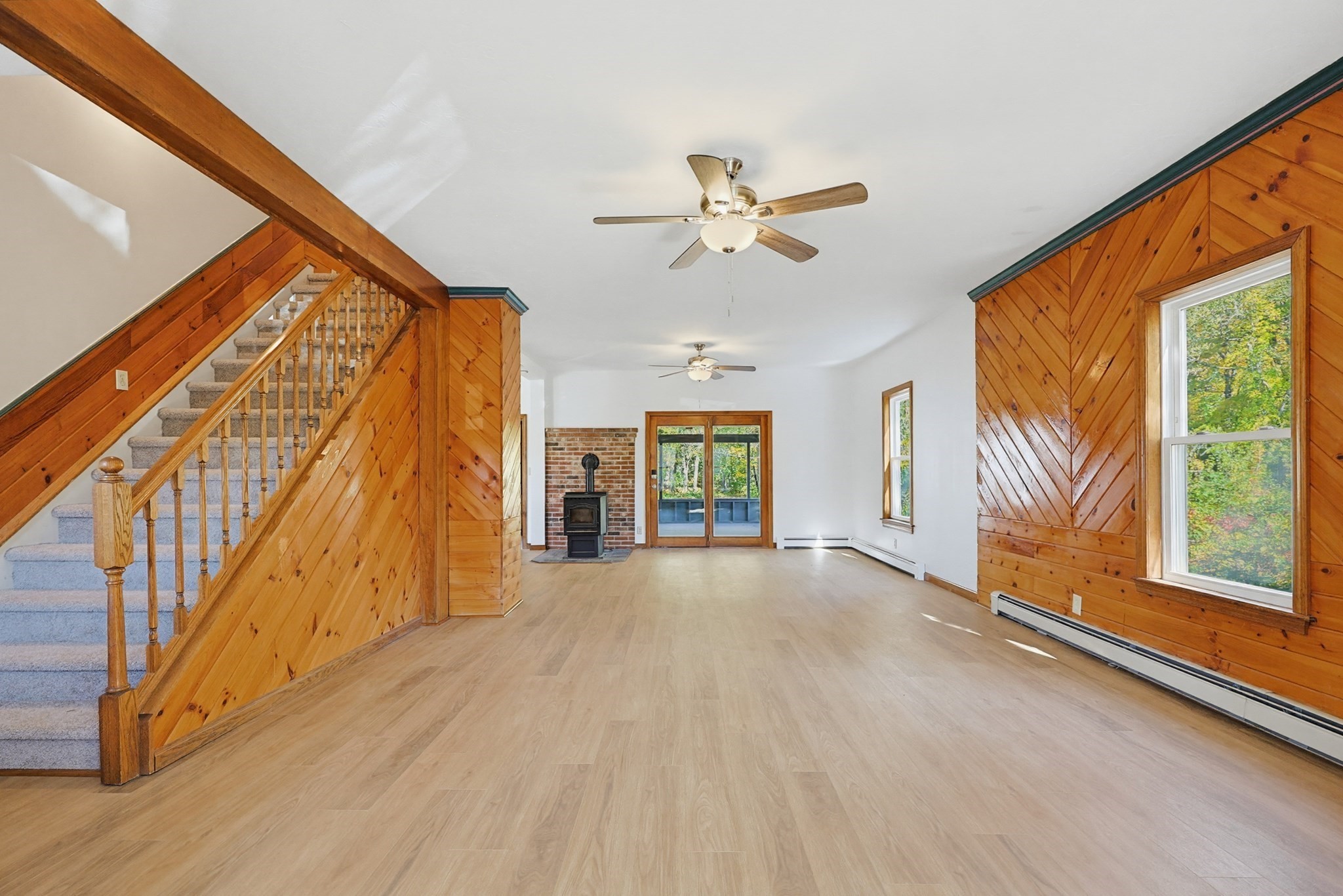 37 Logan Ave Property Photo 4