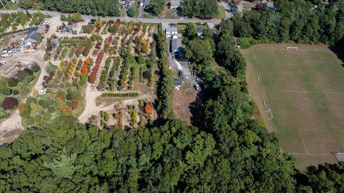 227 Bumps River Rd Property Photo 12