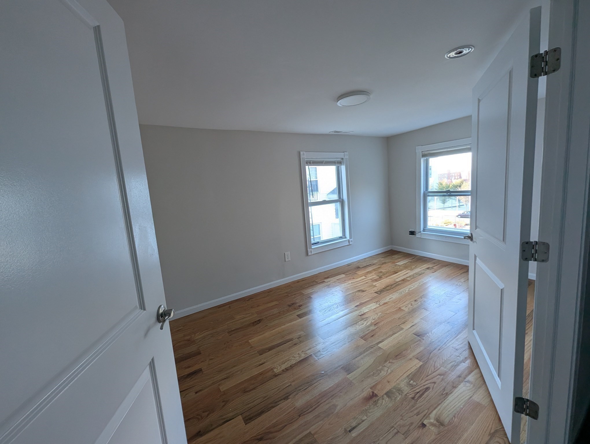243 Appleton St Property Photo 28