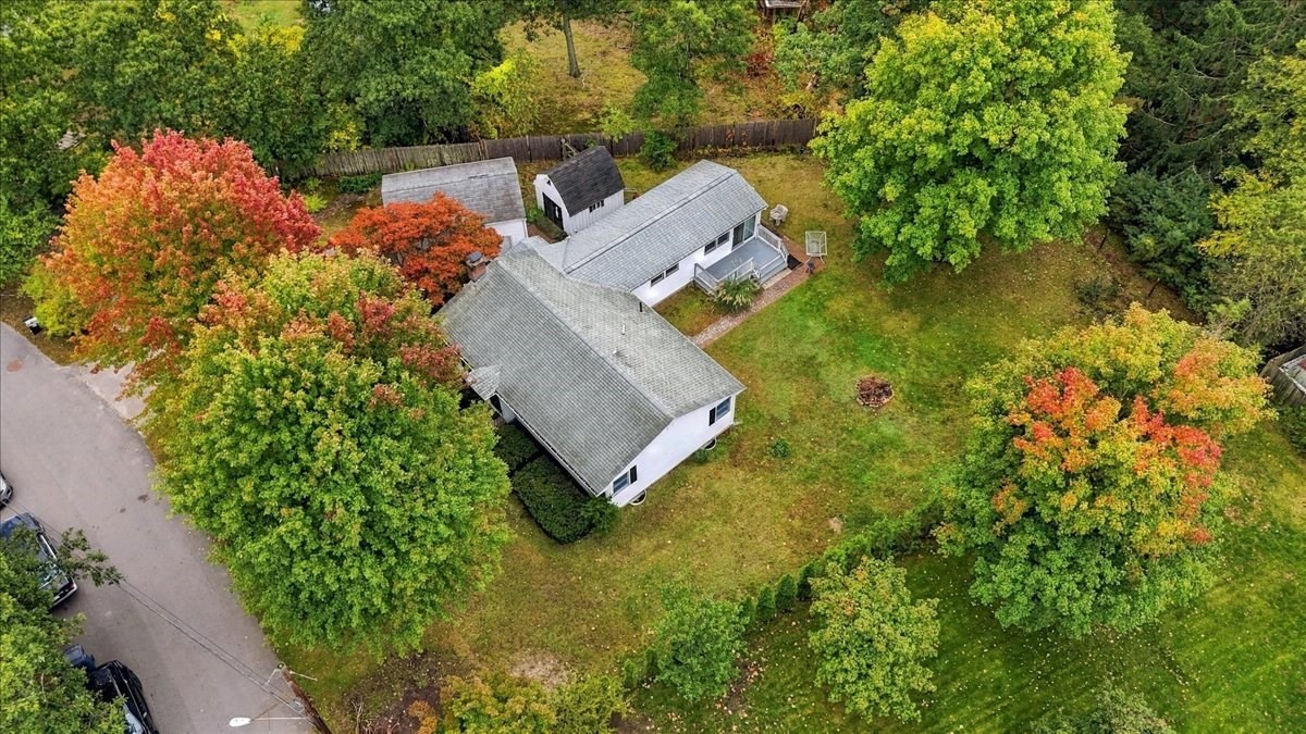 25 Oakview Cir Property Photo 6