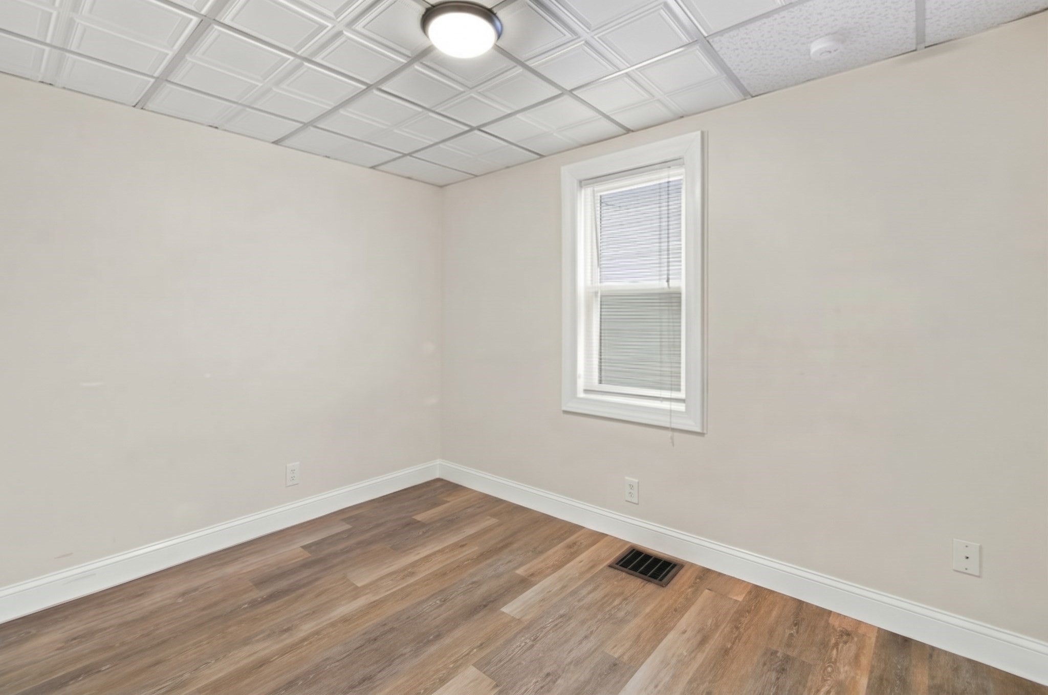 15 Skehan Street Property Photo 8