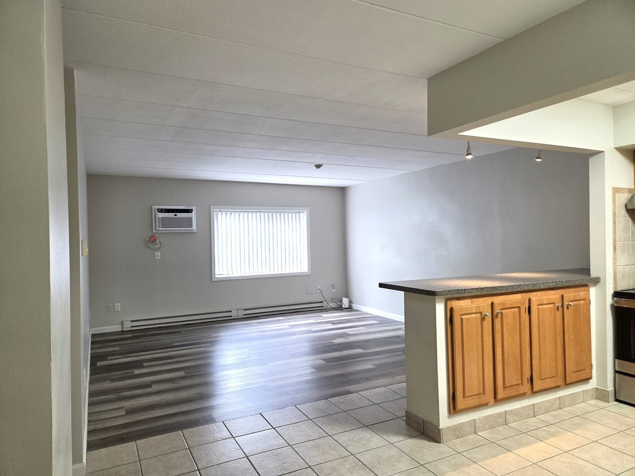 566 Washington Street # 16 Property Photo 6