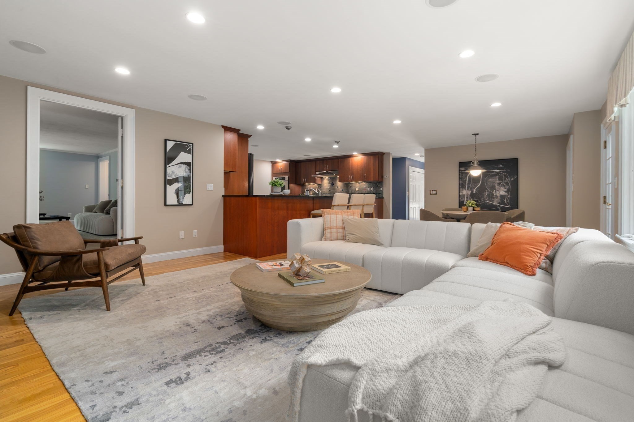 42 Sheridan Rd Property Photo 6
