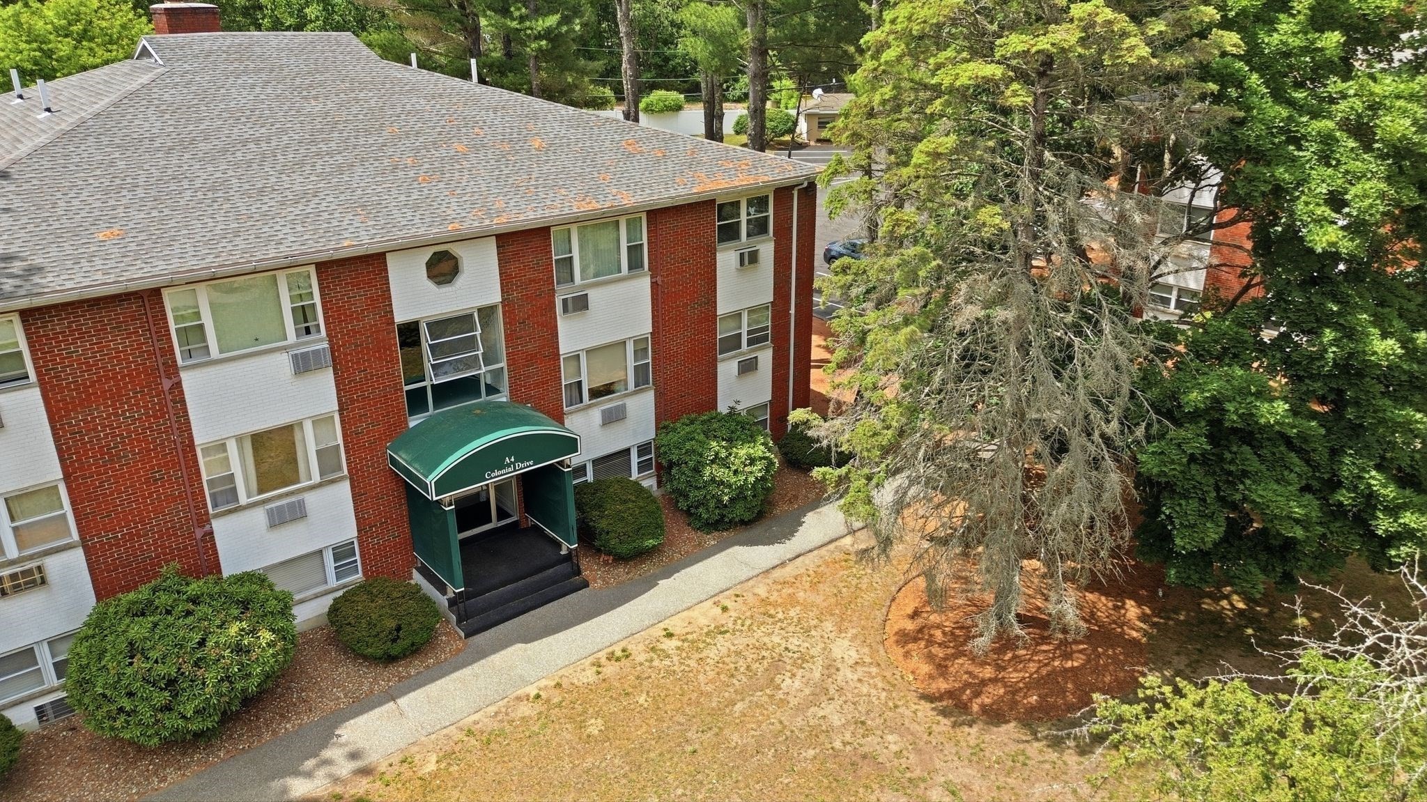 4 Colonial Dr # 11 Property Photo 24