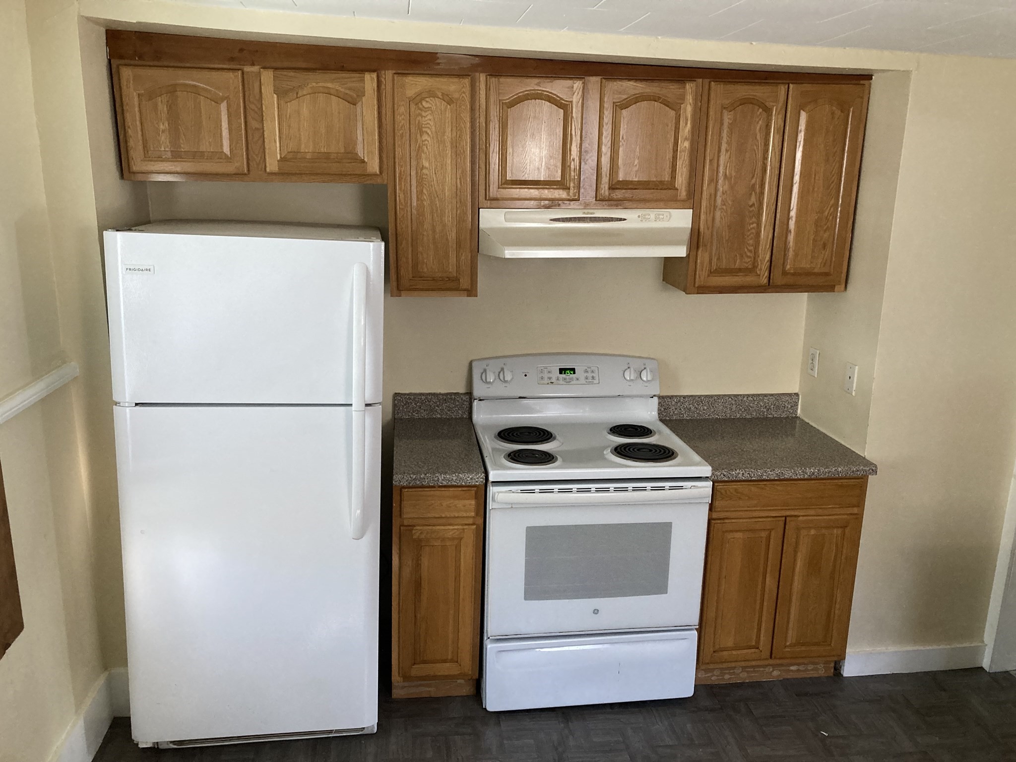3 Revere Court # B Property Photo 3