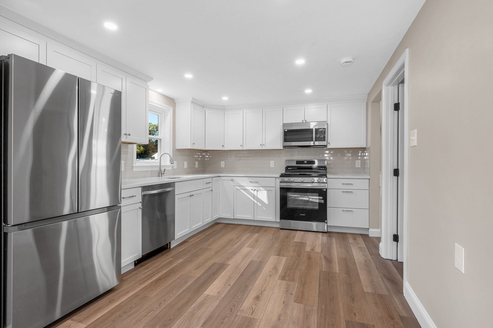 6 Bacon Street Property Photo 3