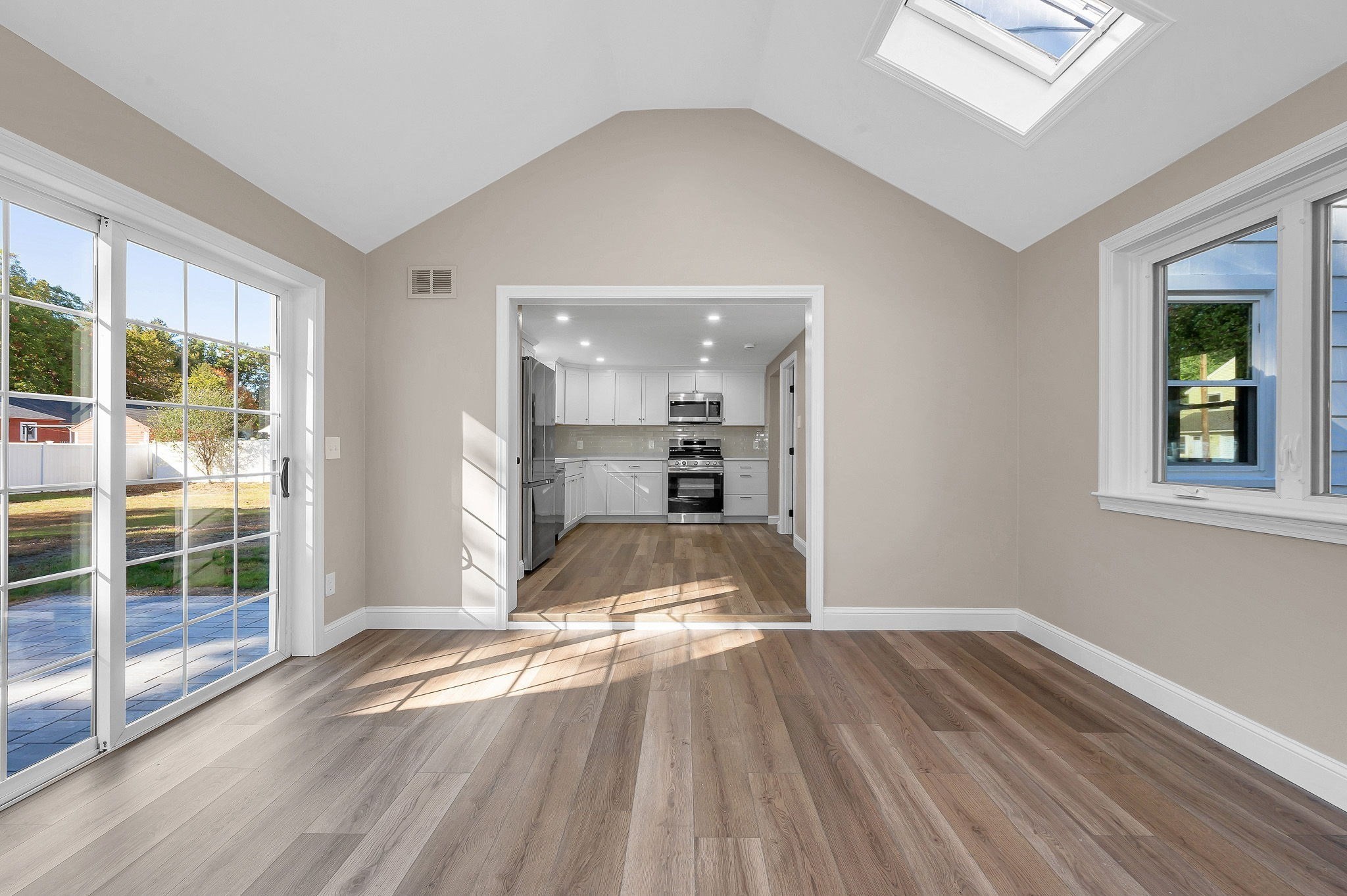 6 Bacon Street Property Photo 8