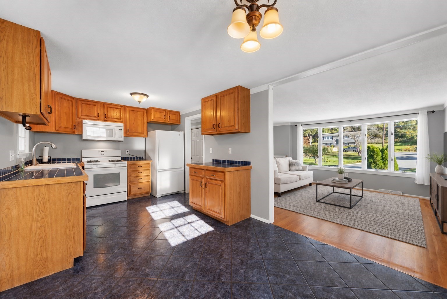 70 Westwind Rd Property Photo 6