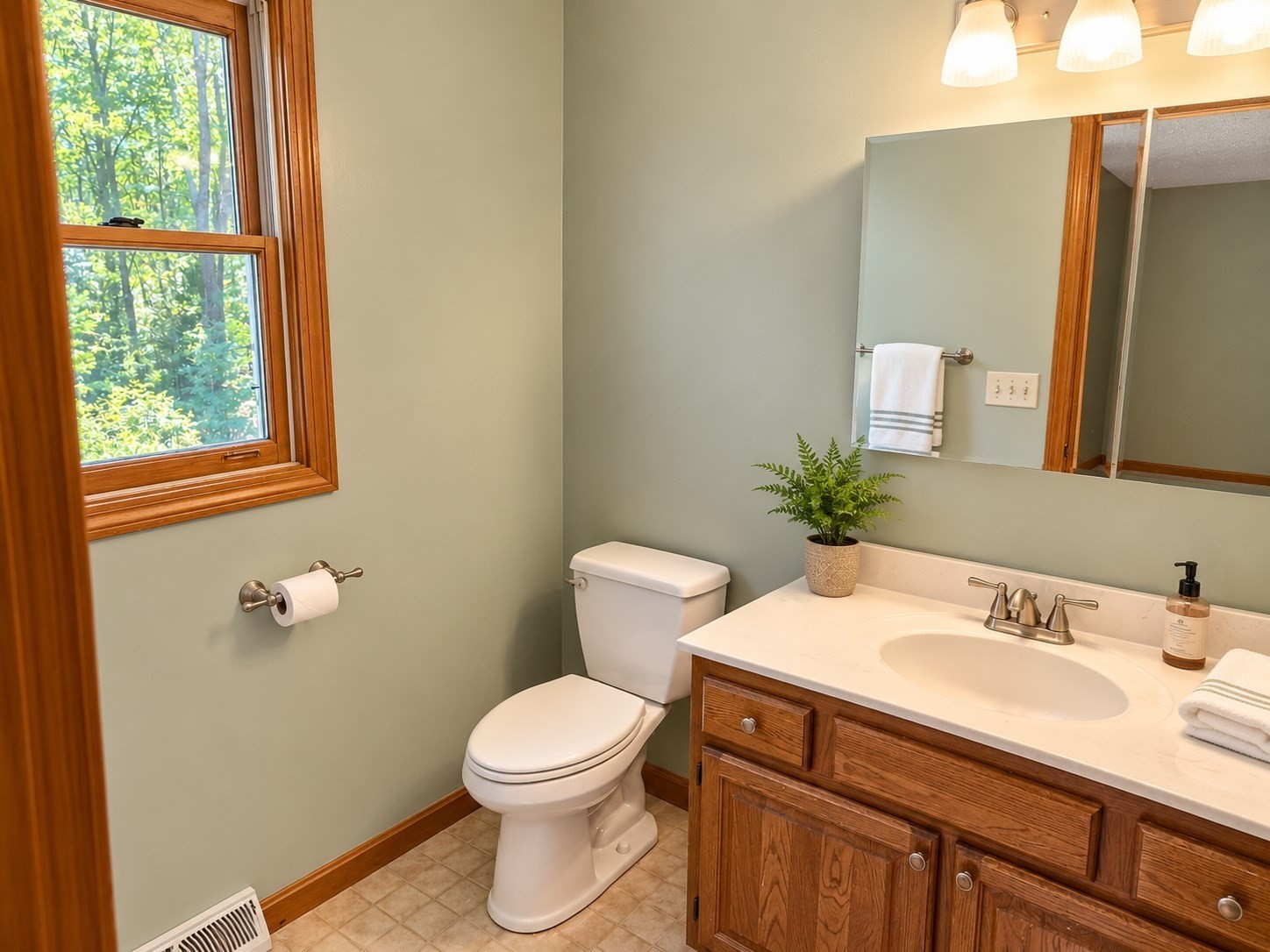 189 Allen Rd Property Photo 9
