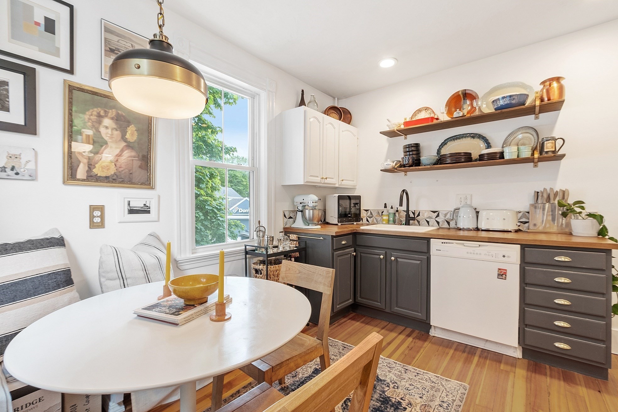 401 Cabot St # 4 Property Photo 1