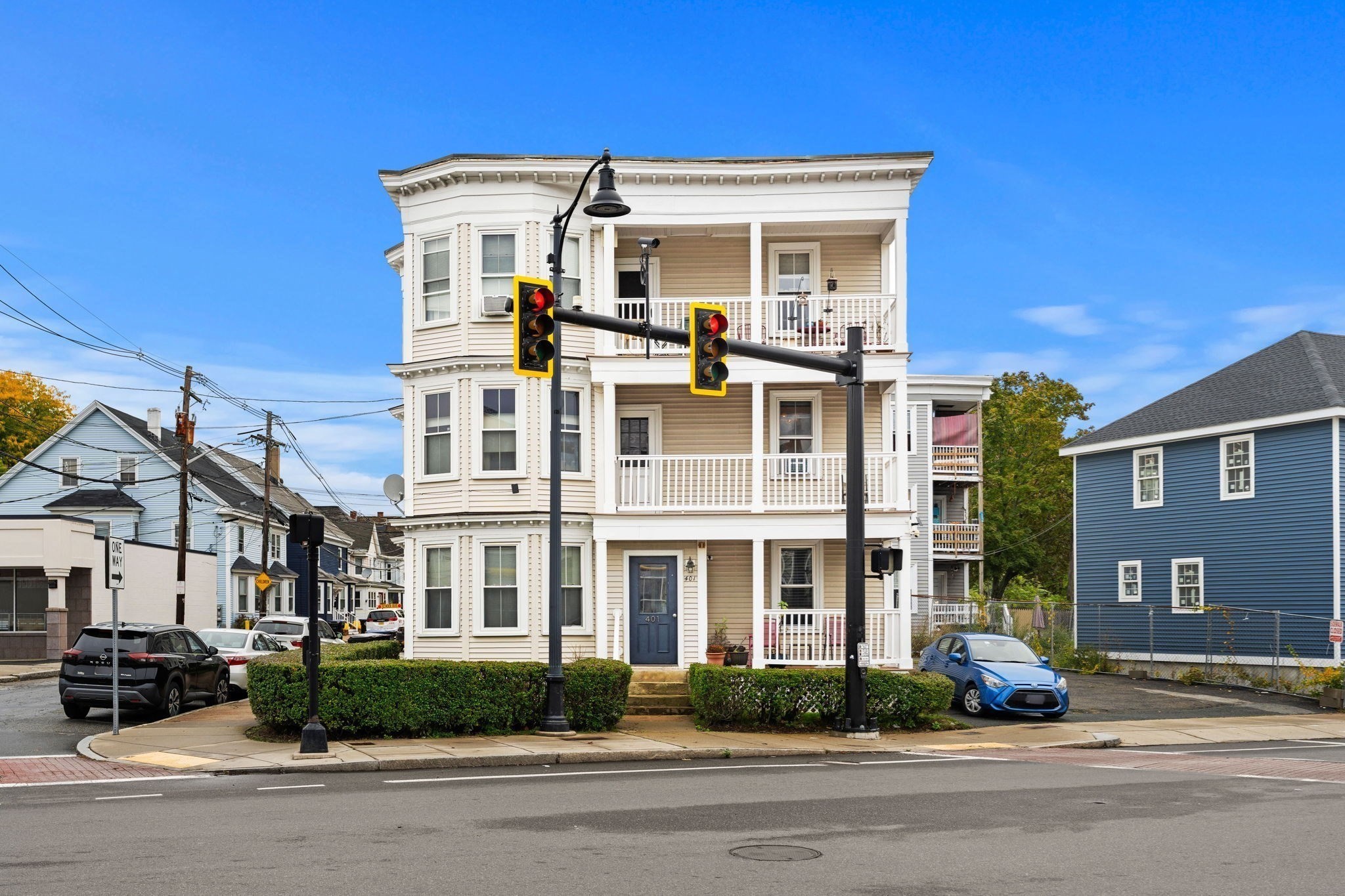 401 Cabot St # 4 Property Photo 1