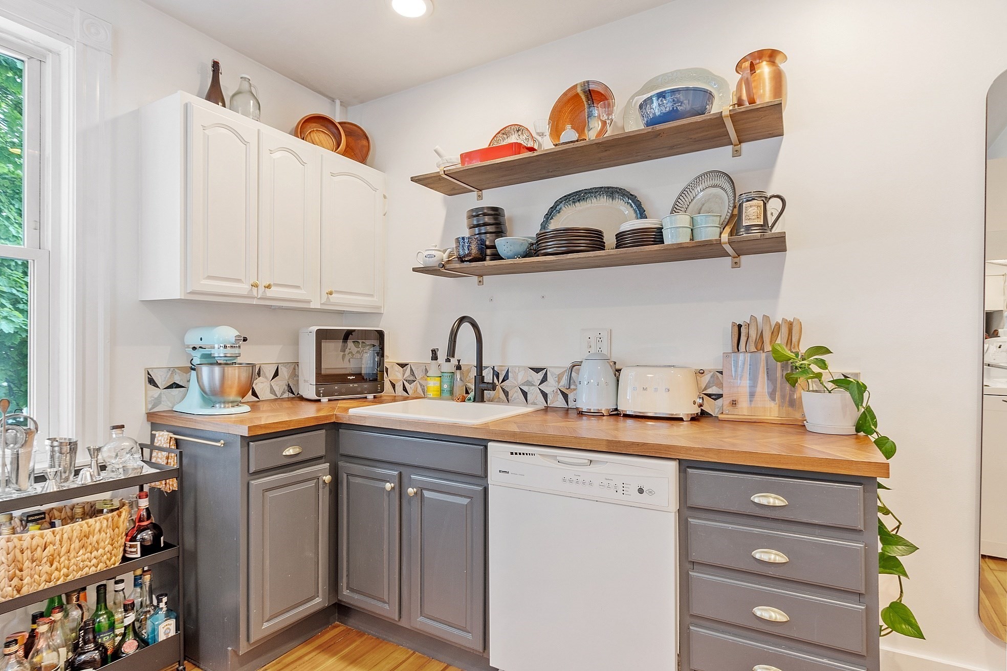 401 Cabot St # 4 Property Photo 7