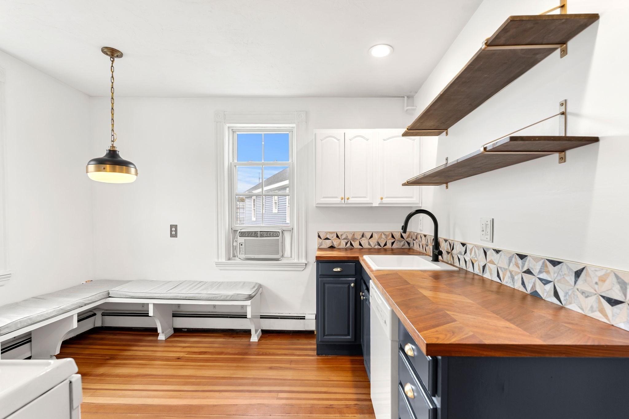 401 Cabot St # 4 Property Photo 8