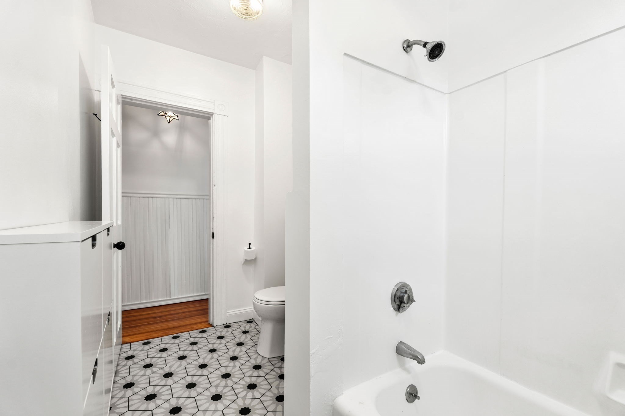 401 Cabot St # 4 Property Photo 10
