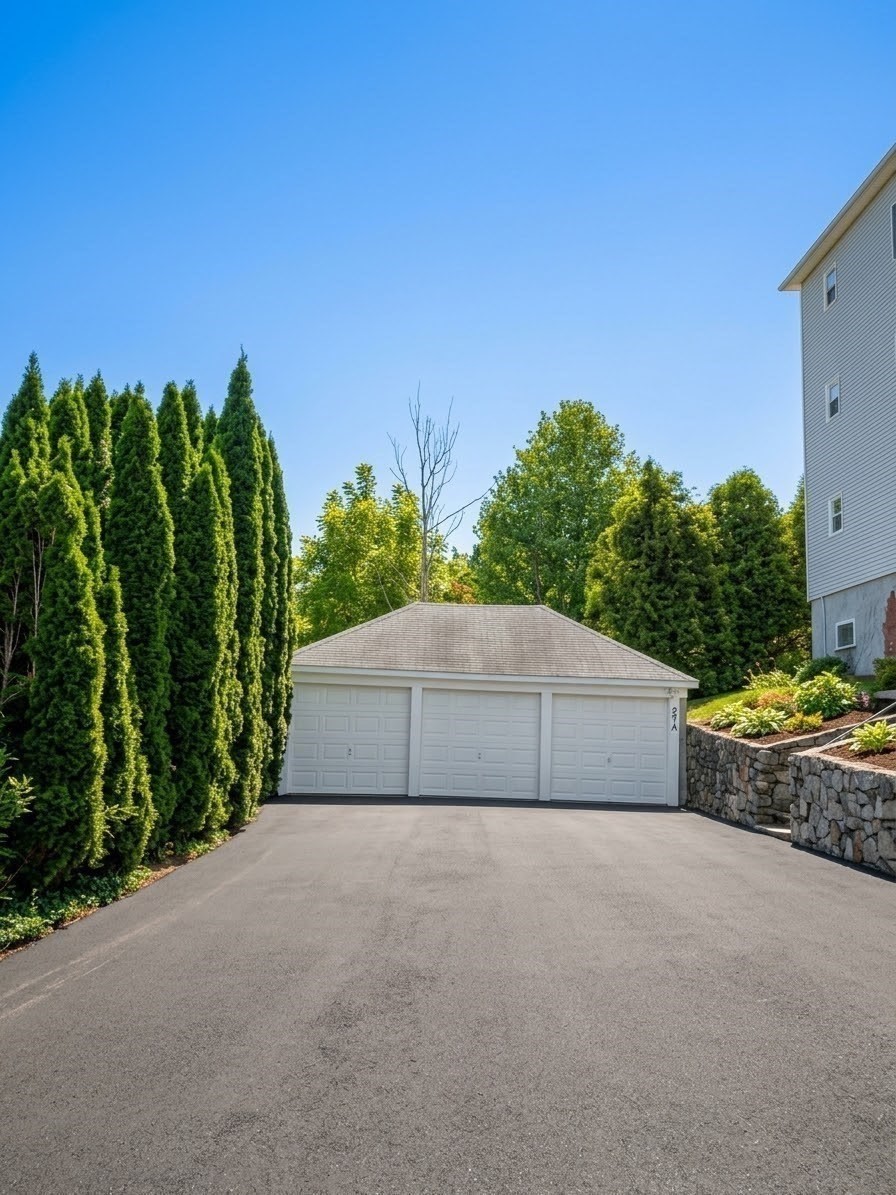 15 Carlstad St Property Photo 4