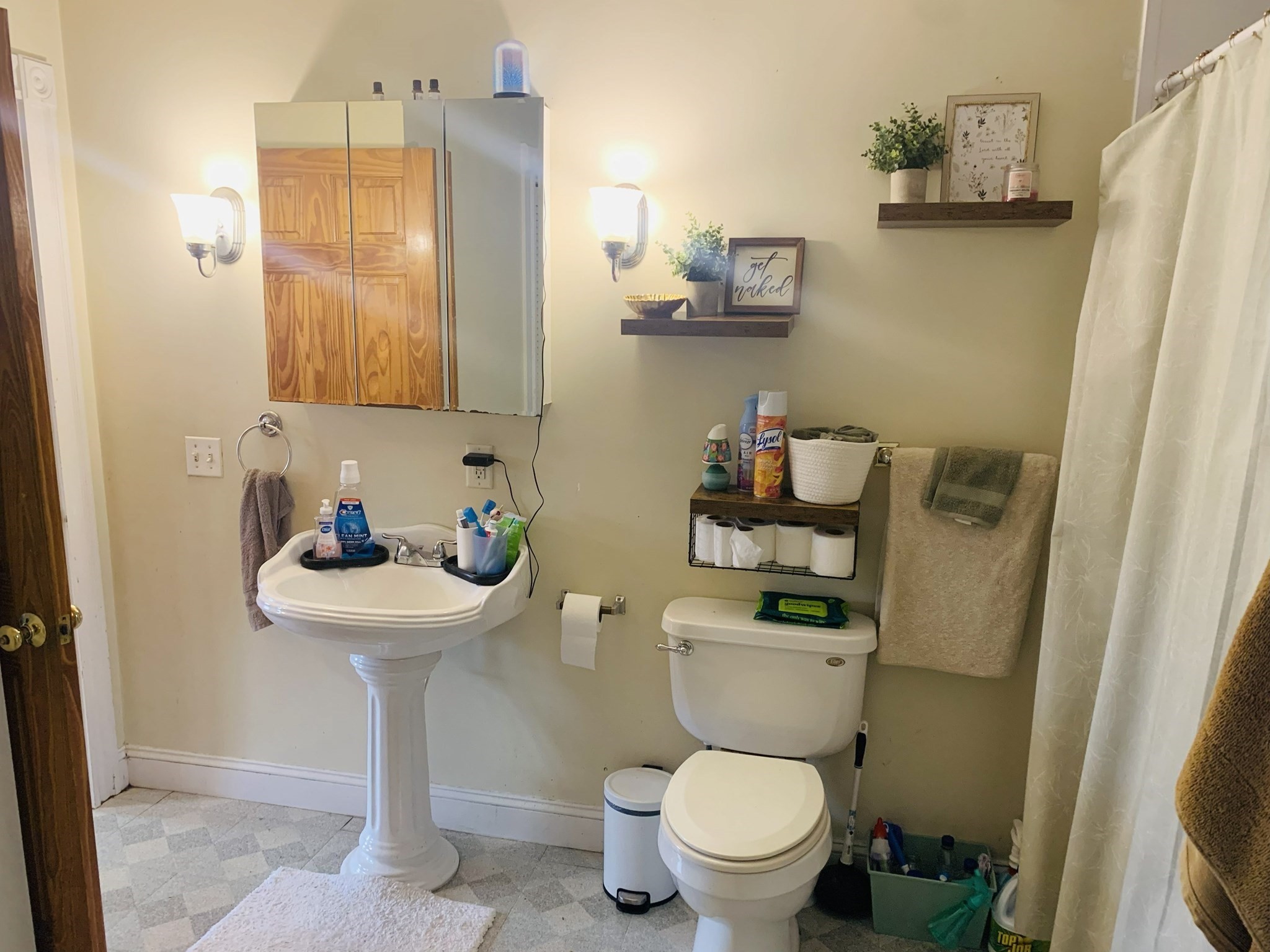 15 Carlstad St Property Photo 15