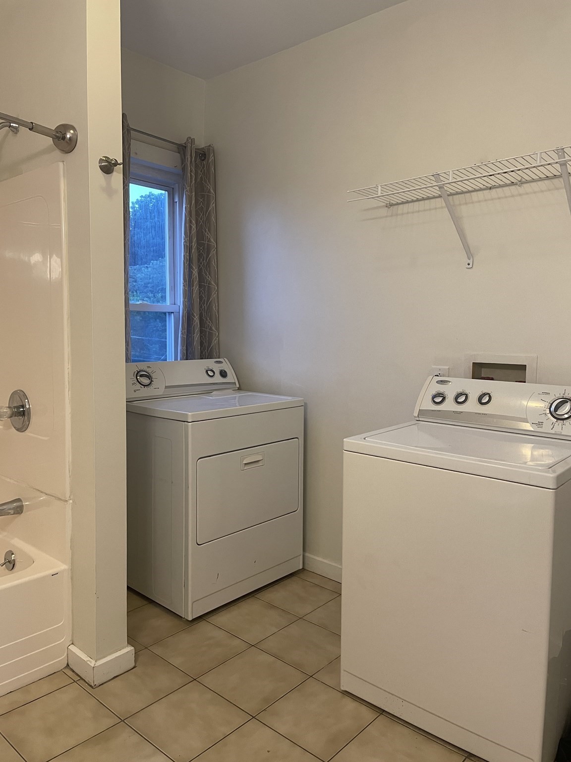 15 Carlstad St Property Photo 25