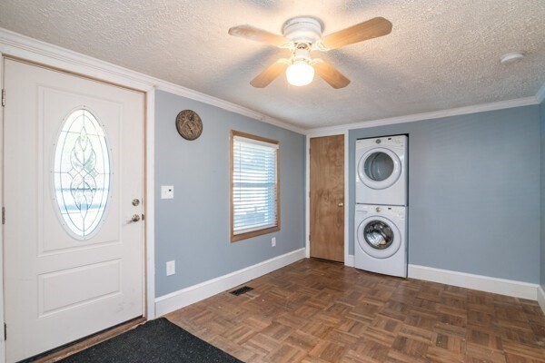 171 Main St Property Photo 28