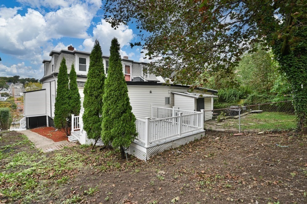 21 Jefferson Ave Property Photo 32