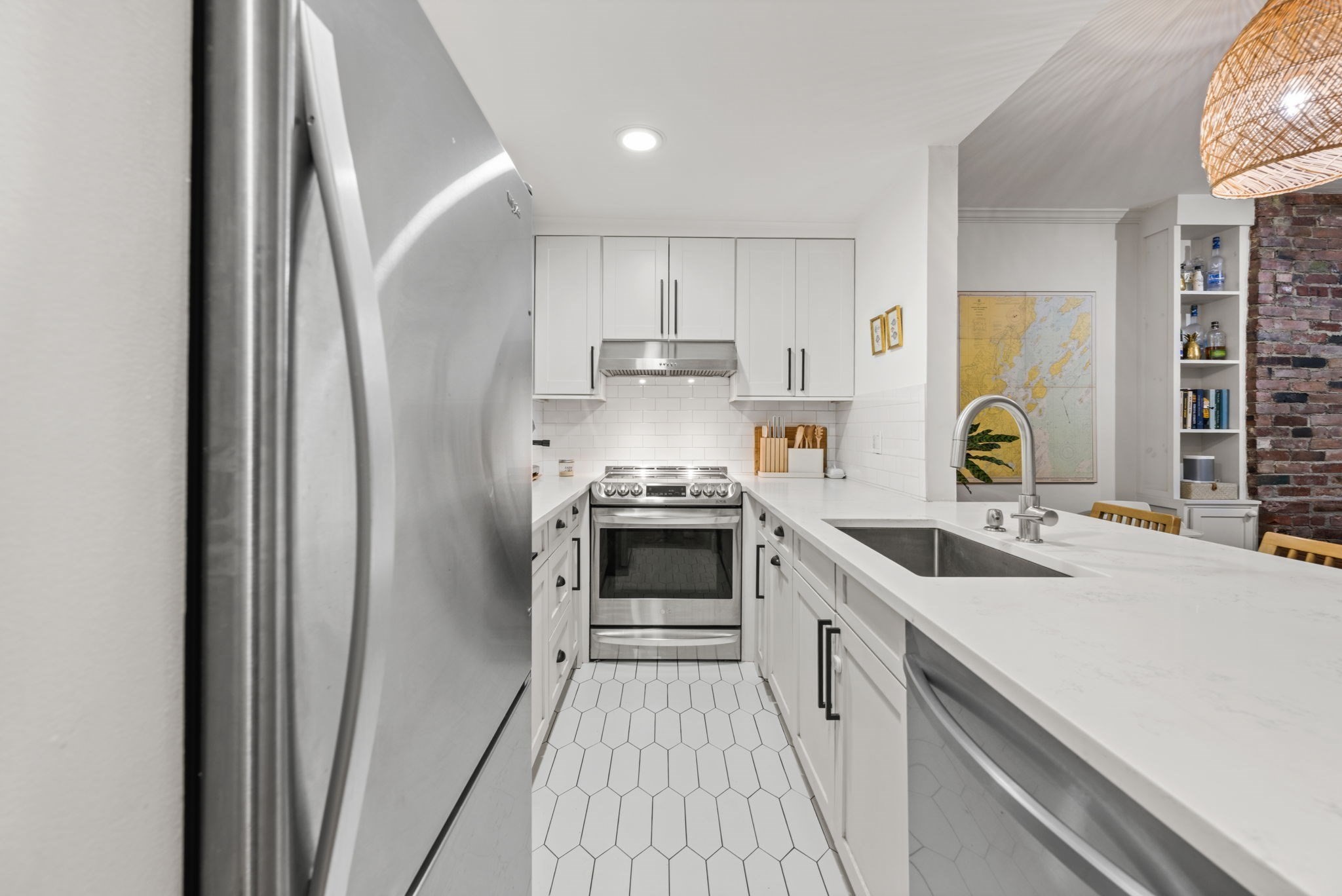 512 Massachusetts Ave # 1 Property Photo 5