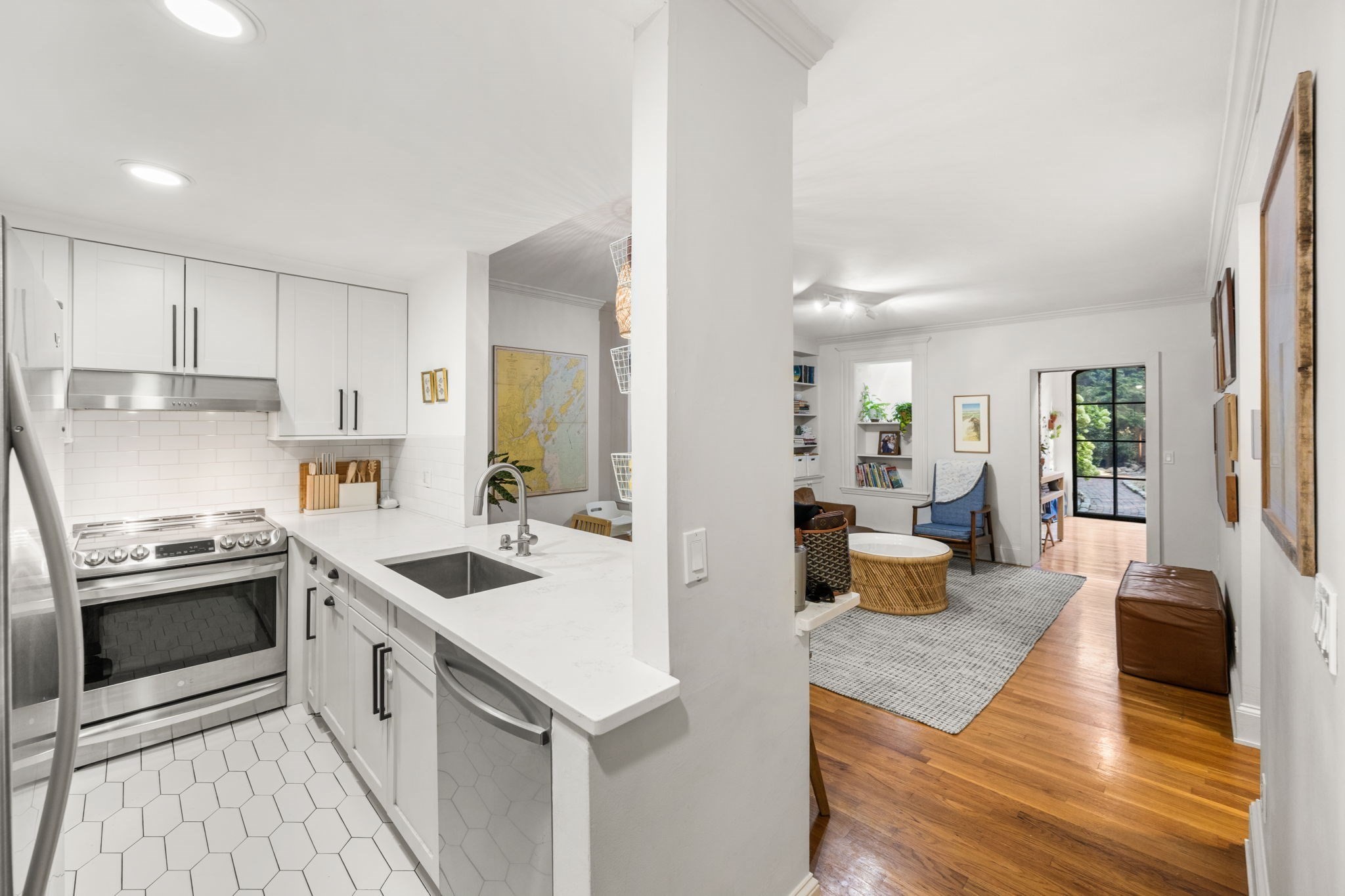 512 Massachusetts Ave # 1 Property Photo 10