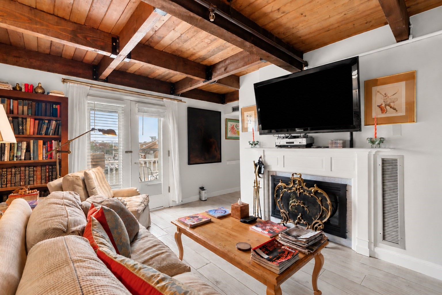 90 Wharf Street # L12 Property Photo 4