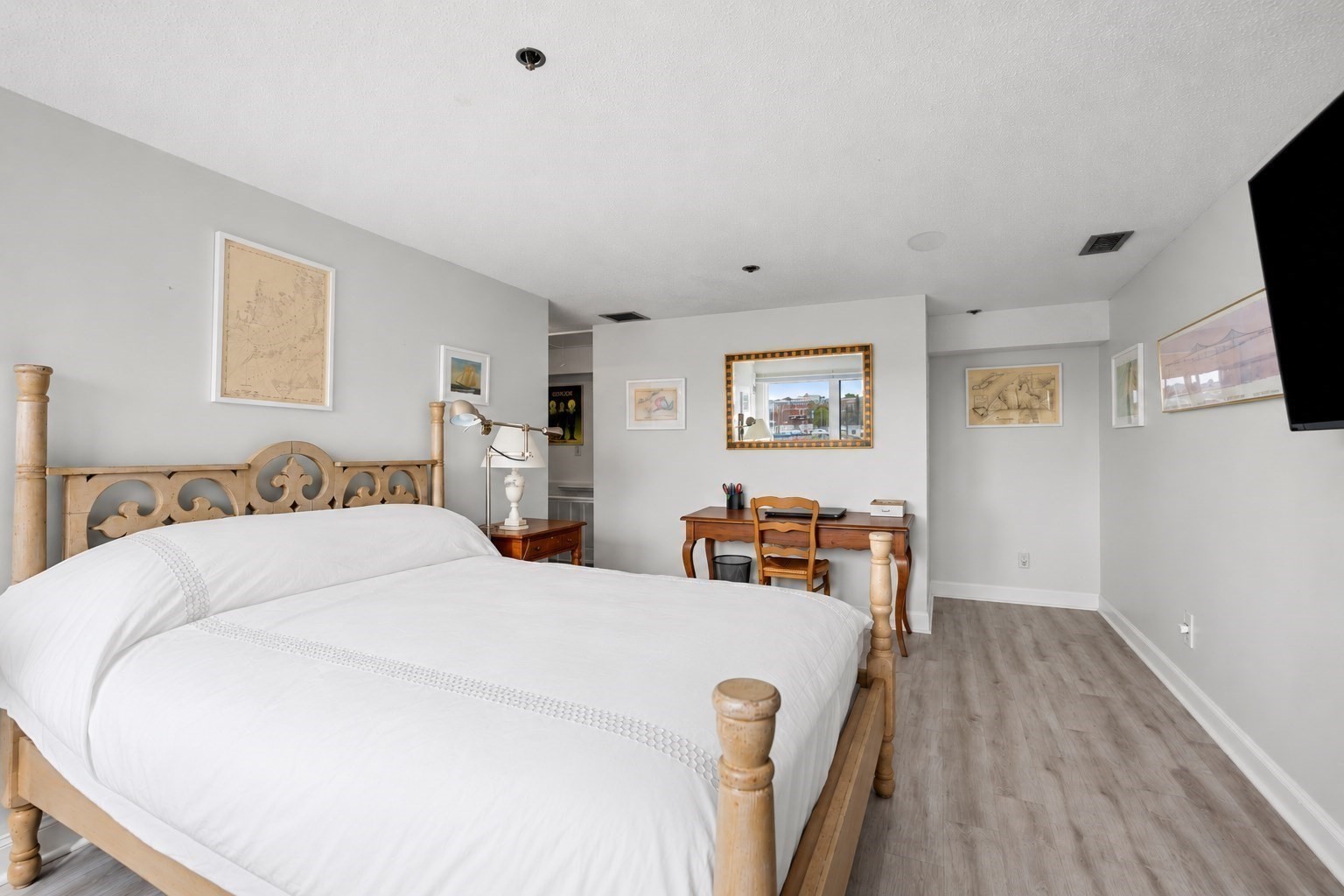90 Wharf Street # L12 Property Photo 24