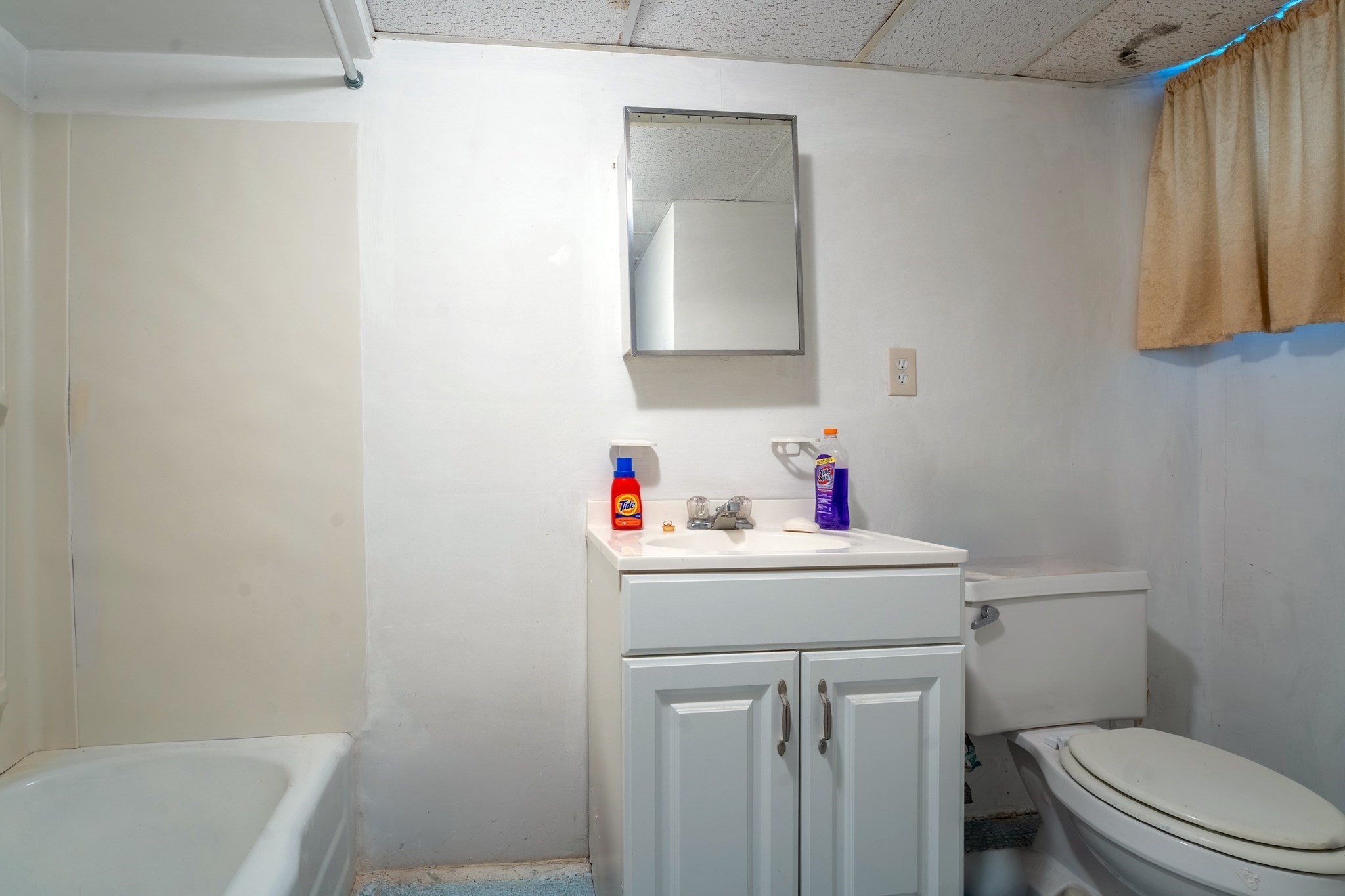 126 Clay St Property Photo 14