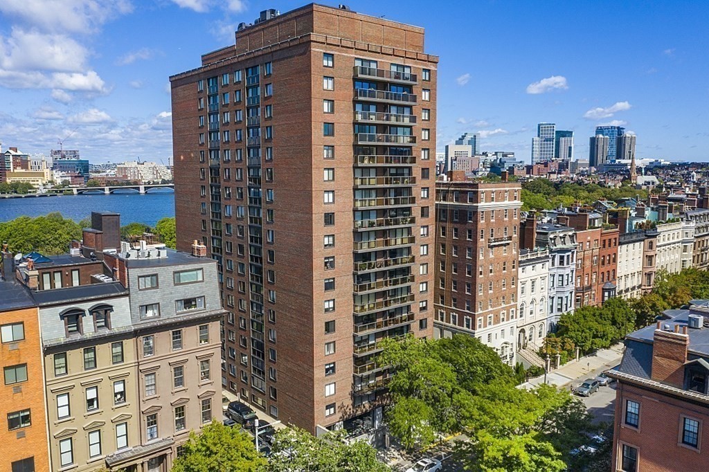 180 Beacon Street # 15a Property Photo 36