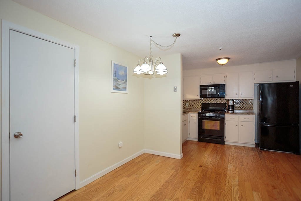 305 Pine St # 6 Property Photo 3