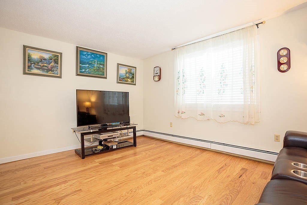 305 Pine St # 6 Property Photo 7