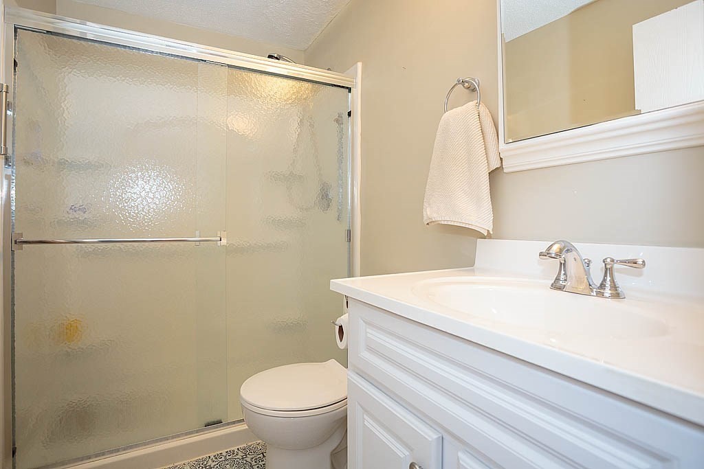 305 Pine St # 6 Property Photo 13