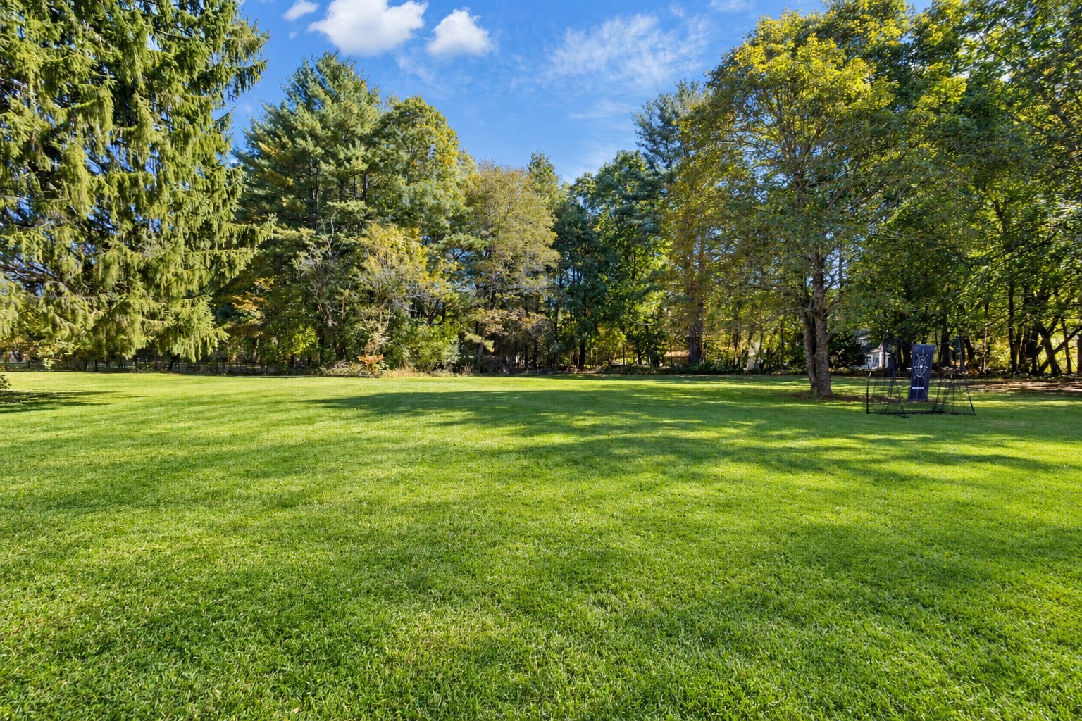 664 East Street Property Photo 3