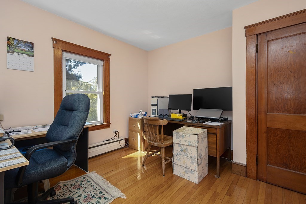 664 East Street Property Photo 14