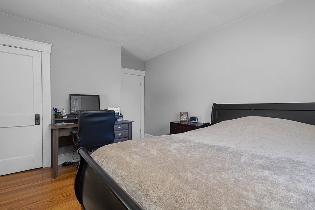 664 East Street Property Photo 26
