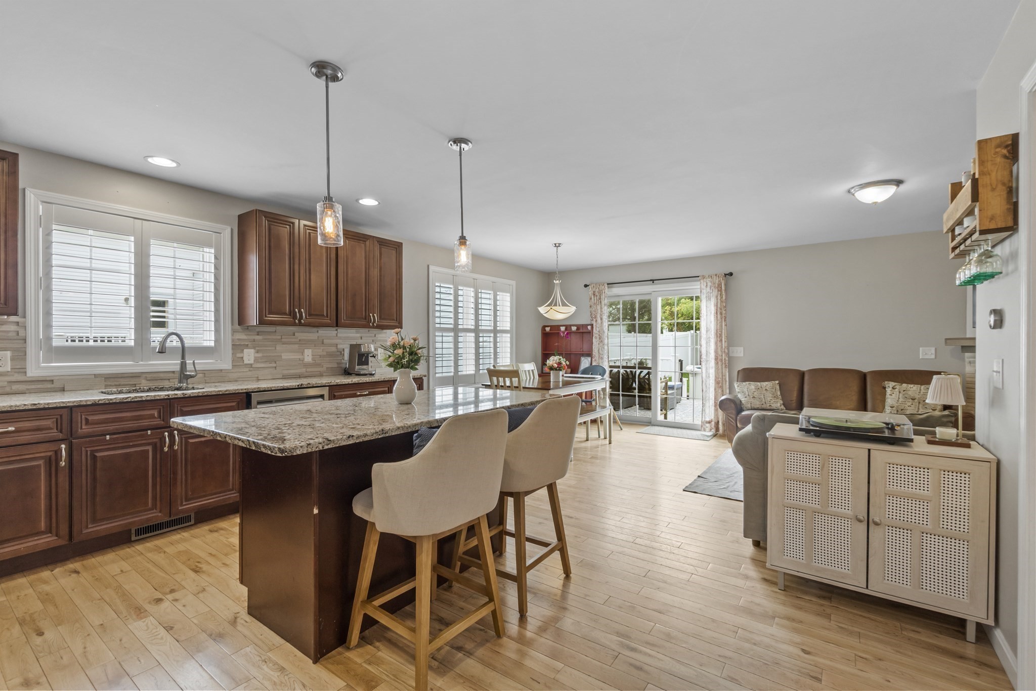 494 Hilldale Avenue # 494 Property Photo 5