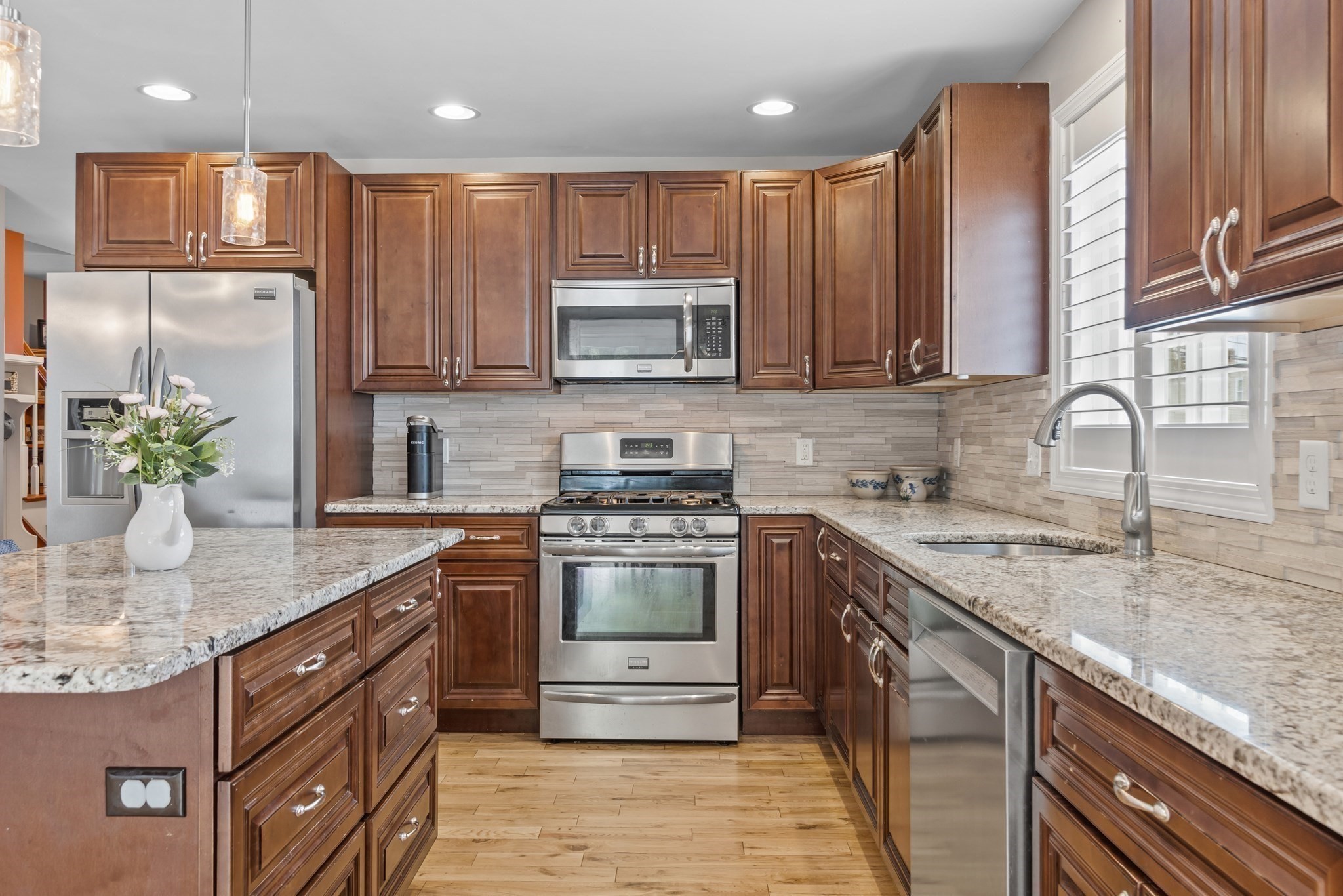 494 Hilldale Avenue # 494 Property Photo 7
