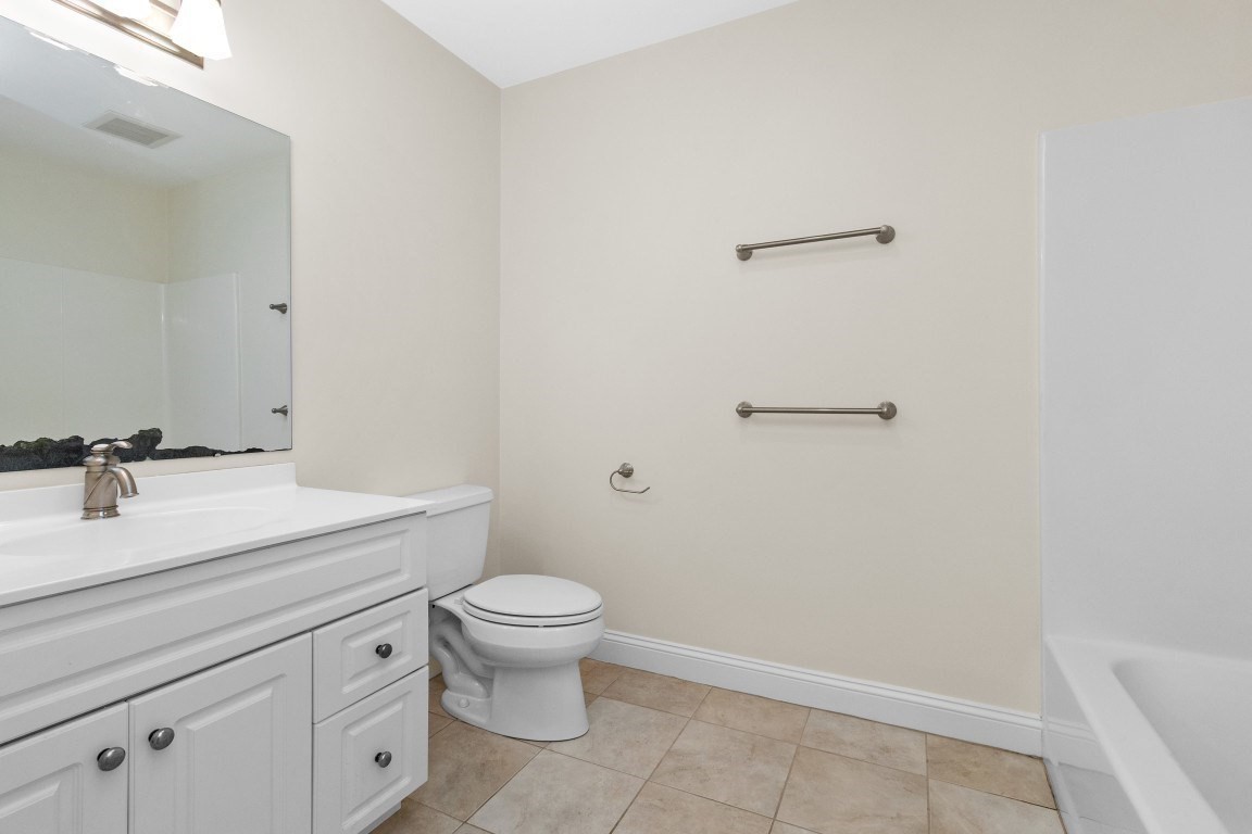 25 Hastings Ave # 3 Property Photo 21