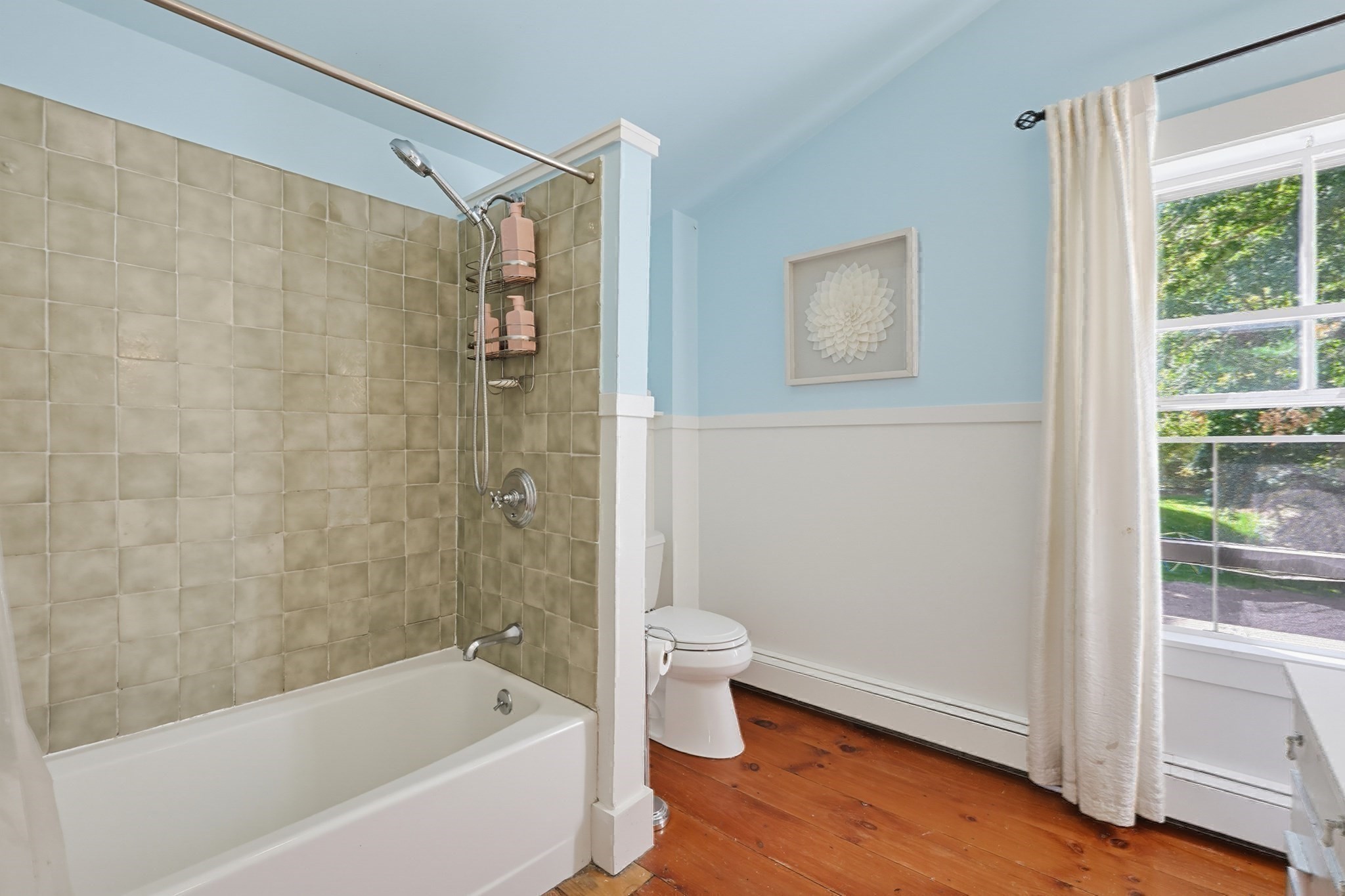 423 South St Property Photo 26