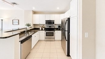 10 Seaport Dr # 2217 Property Photo 1