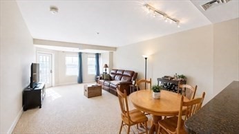 10 Seaport Dr # 2217 Property Photo 3