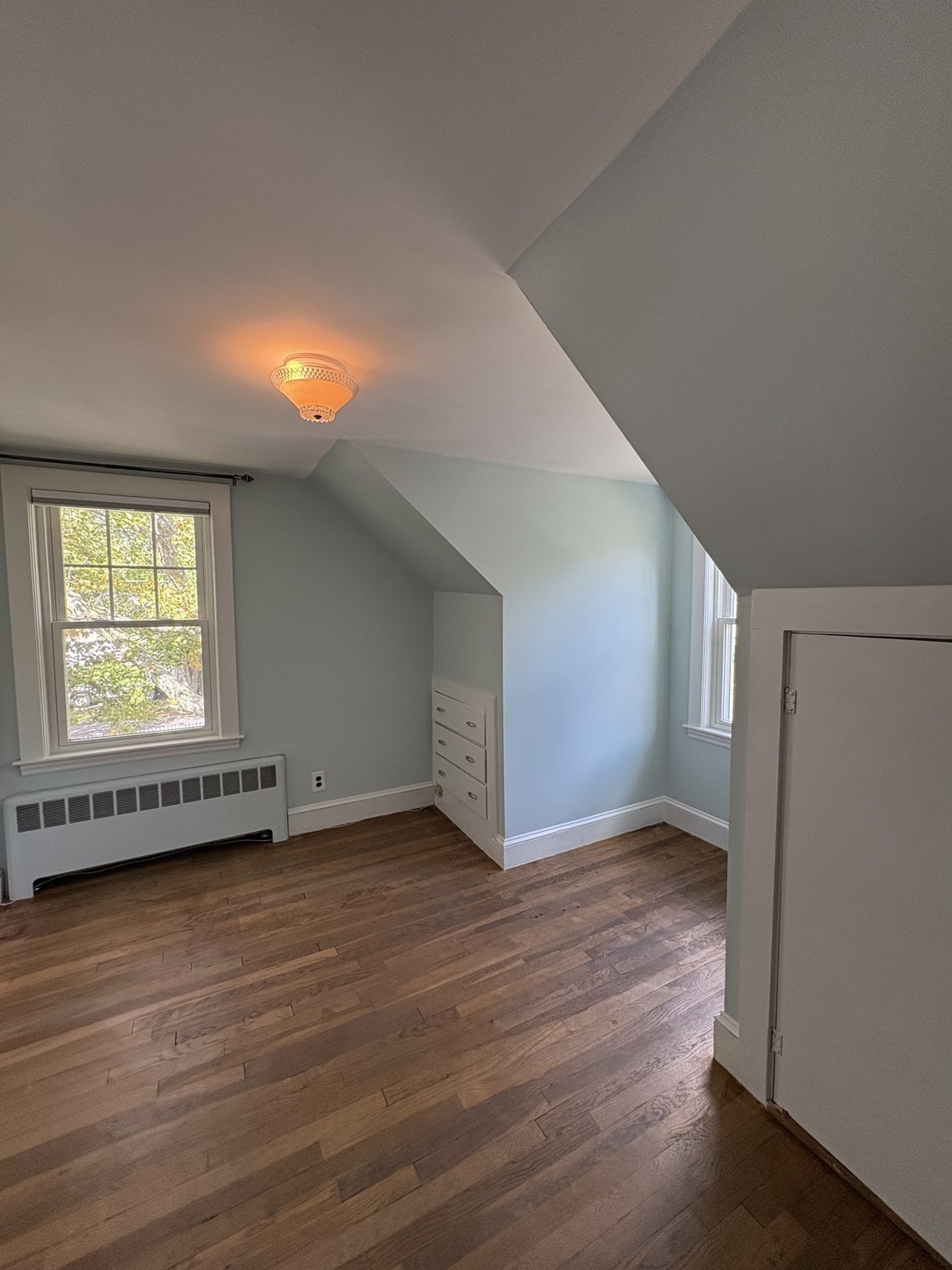 496 Nahatan St Property Photo 11