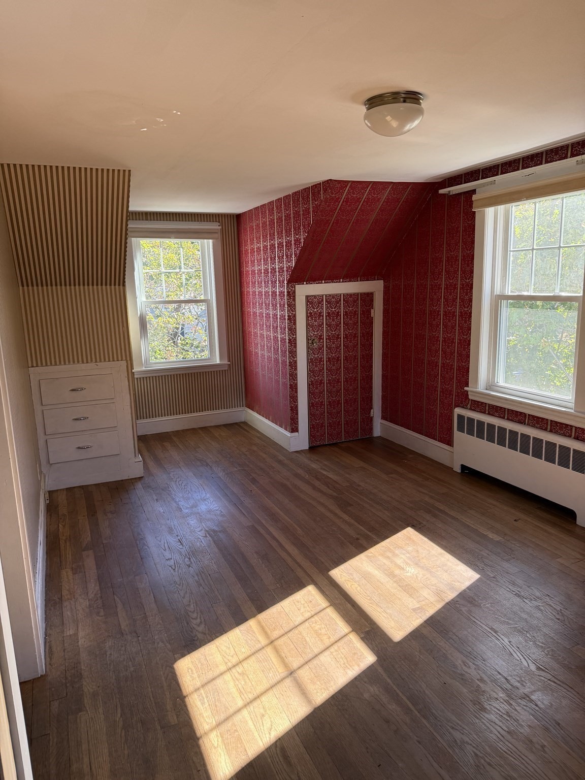 496 Nahatan St Property Photo 15