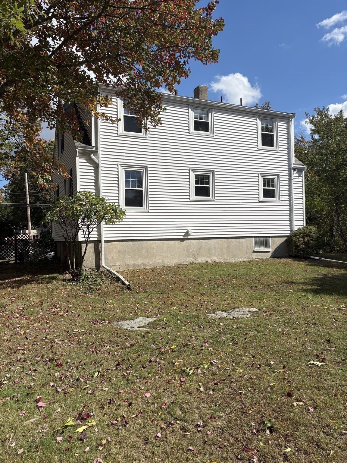 496 Nahatan St Property Photo 26