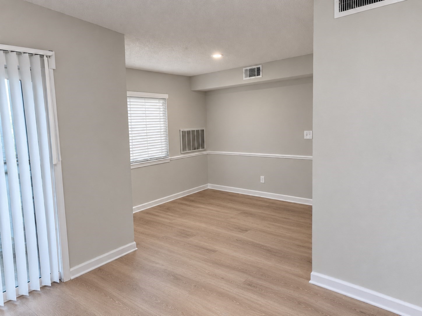 6 Beals Cove Rd # G Property Photo 5